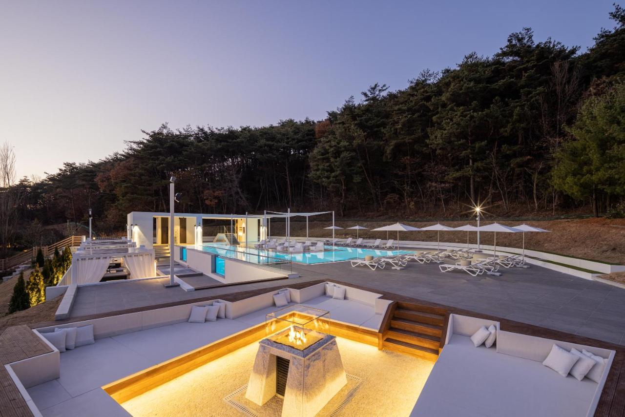 The Suites Hotel Namwon Exteriör bild