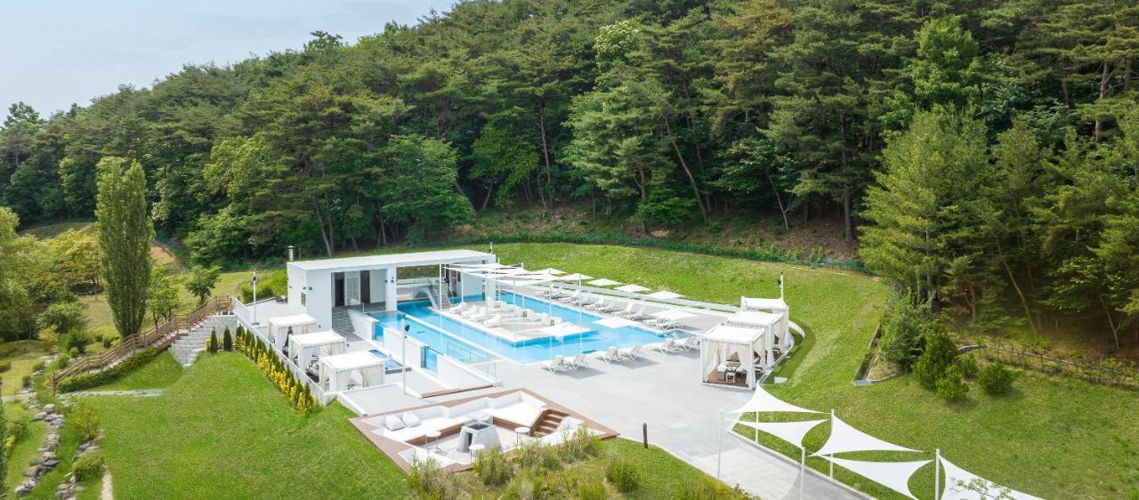 The Suites Hotel Namwon Exteriör bild