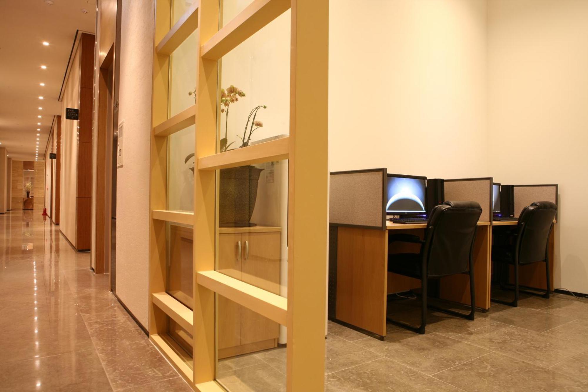 The Suites Hotel Namwon Exteriör bild
